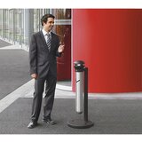 Rubbermaid Sodoben stoječi pepelnik iz nerjavnega jekla, prostornina 4,9 l, srebrn / črn | Shoptok.si