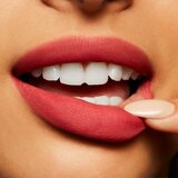 MAC Cosmetics Powder Kiss Liquid Lipcolour mat tekoča šminka odtenek A Little Tamed 5 ml | Shoptok.si