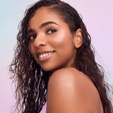 Essence Disney The Little Mermaid balzamasti glow stik 01 Watch Me Shine | Eponuda.com