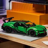 Lego LEGO® Technic - Zeleni hiperavtomobil Bugatti Chiron Pur Sport (42241) | Shoptok.si