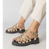  Golden platform sandals with closed toe line Kolla | ePonuda.com