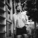 Vuch Antrite Black | Shoptok.si