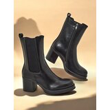 Resti Women's heeled ankle boots Eroco | ePonuda.com
