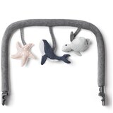 Ergobaby dodatak za ljuljačku Evolve Ocean Wonders luk s igračkama - Charcoal Grey EVLBNCTBOCWNCG | shoptok.hr