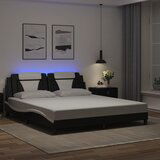 Maison Chic Posteljni okvir - Dvoposteljna postelja - Zakonska postelja z LED lučkami črno bel 180x200 cm umetno usnje, (21696616) | Shoptok.si