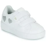Nizke superge 2215040 Bela