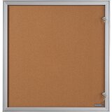 eurokraft pro Vitrina s krilnimi vrati, zunanje mere ŠxVxG 742 x 1005 x 33 mm, kovinska zadnja stena | Shoptok.si