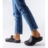 D/CEO White slides Ypsy | Shoptok.si