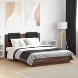 Maison Chic Posteljni okvir - Dvoposteljna postelja - Zakonska postelja z vzglavjem rjavi hrast 120x190 cm inž. les-J16263, (21765122) | Shoptok.si
