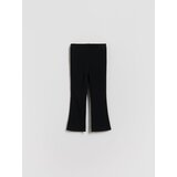 Reserved Termoizolirane flare hlače - crno | shoptok.hr