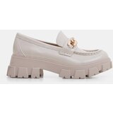 Resti Light beige women's lacquered half shoes with chain Ginevra - Footwear | shoptok.hr