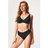 Astratex Nepodložen modrček Basic Plunge | Shoptok.si