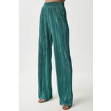  Women's Vibrant Green Pleated Casual Blouse Trousers Set | ePonuda.com