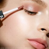 Nars Sparked Liquid Eyeshadow tekuće sjenilo za oči sa šljokicama nijansa DAMAGE CONTROL 3.5 ml | shoptok.hr