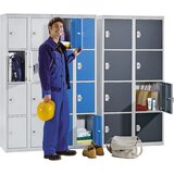 eurokraft basic Omara s 4 posameznimi predelki z zaklepanjem, VxŠxG 1800 x 450 x 500 mm, osnovni element, vrata svetlo siva | Shoptok.si