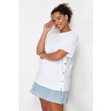 Trendyol Curve White Button Detailed Knitted T-shirt | Shoptok.si