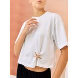 Sinsay Pamučna majica s ukrasnom aplikaciją u obliku morske zvijezde | shoptok.hr