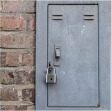 BE COOL Ključavnica na prstni odtis | Shoptok.si