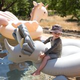 Konges Sløjd napihljiva igrača sprinkler dino green | Shoptok.si