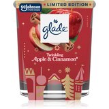 Glade Twinkling Apple & Cinnamon dišeča sveča 112 g u