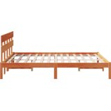 vidaXL Posteljni okvir z vzglavjem Vosek rjav 140x200 cm Trd les bor | Shoptok.si