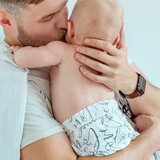 Kolorky Deluxe Velvet Love Live Laugh ekološke plenice za enkratno uporabo velikost M 5-8 Kg 21 kos | Shoptok.si