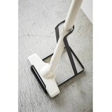 YAMAZAKI Stojalo za sesalec Tower – | Shoptok.si