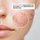 Eveline Cosmetics Perfect Bright SPF 50 zaštitna matirajuća krema za lice SPF 50 30 ml | shoptok.hr