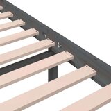 Posteljni okvir siv iz trdnega lesa 140x190 cm, (20644017) | Shoptok.si
