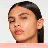 Gucci Beauty Gloss à Lèvres sjajilo za usne za veći volumen nijansa 135 Laura Latte 6.5 ml | shoptok.hr