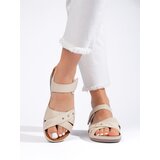 Shelvt Lightweight beige women's platform sandals | Shoptok.si