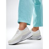 Resti Women's sports sneakers on a thicker sole Moderax | shoptok.hr
