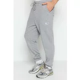 Trendyol Men's Gray Melange Regular Fit Sweatpants with Labels, Appliques, Stitched Pockets.