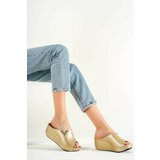 Capone Outfitters Mules - Gold - Wedge Cene