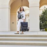 Ergobaby® nosilka away graphite grey | Shoptok.si