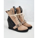 Resti women's Ronii booties on heels | ePonuda.com