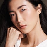Max Factor miracle Pure Skin-Improving Foundation SPF30 hranjivi i hidratantni puder 30 ml nijansa 35 Pearl Beige | shoptok.hr