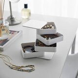 YAMAZAKI Organizator za nakit Tower – | Shoptok.si