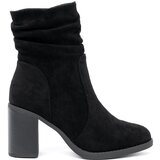 Shelvt Elegant black ankle boots with a ruffled upper Cijene