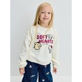 Sinsay Pamučna crewneck majica s našivcima Hello Kitty and Friends | shoptok.hr