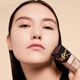 Yves Saint Laurent All Hours Foundation dolgoobstojen tekoči puder SPF 39 odtenek LN4 25 ml | Shoptok.si