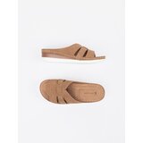 Shelvt Comfortable low-heeled wedge flip-flops beige | Shoptok.si