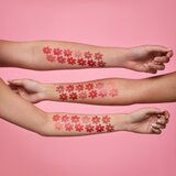 Benefit California Kissin' ColorBalm balzam za ustnice odtenek 99 Poppy 3 g | Shoptok.si