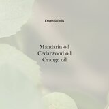 WoodWick Verdant Fig dišeča sveča z lesenim stenjem 275 g | Shoptok.si
