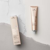 Schwarzkopf Blondme Lift & Blend posvjetljujuća krema za plavu kosu nijansa Ice-Irisé 60 ml | shoptok.hr
