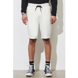ALTINYILDIZ CLASSICS Men's Ecru Standard Fit Regular Fit Cotton Pocket Shorts Cene