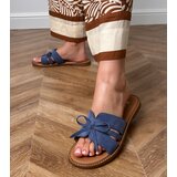 D/CEO Blue flip-flops with a bow and edge embellishment Favira Cene