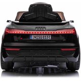  Licencirani auto na akumulator Audi SQ8 - crni | Shoptok.si