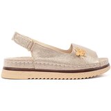 GOODIN Gold platform sandals with a pin Cene