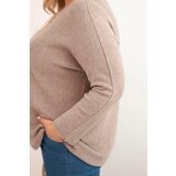 Kesi Włoski Plus size women's sweater with a boat neckline fango | Shoptok.si